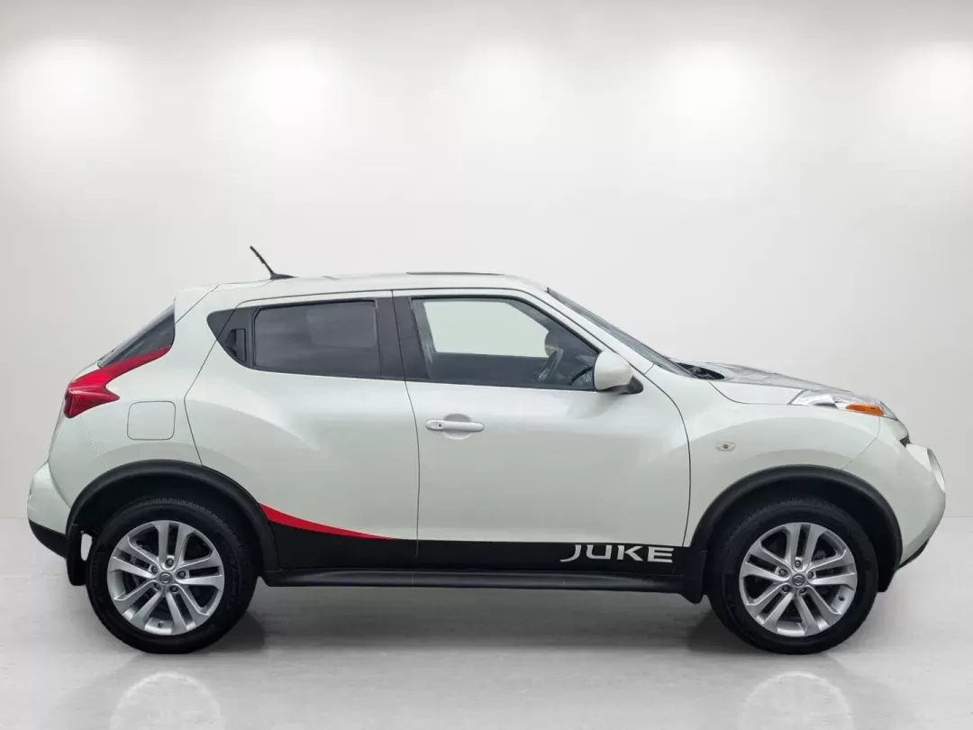 2012 /Black Nissan JUKE SV (JN8AF5MRXCT) with an Gas Turbocharged I4 1.6L/ engine, 1-Speed CVT transmission, located at 3959 U.S. 80 W, Phenix City, AL, 36870, (334) 297-4885, 32.469296, -85.135185 - 2012 Nissan JUKE SV - Photo#4