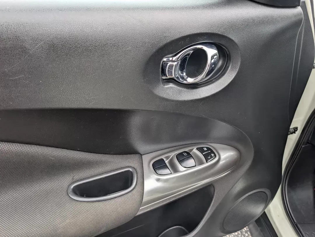 2012 /Black Nissan JUKE SV (JN8AF5MRXCT) with an Gas Turbocharged I4 1.6L/ engine, 1-Speed CVT transmission, located at 3959 U.S. 80 W, Phenix City, AL, 36870, (334) 297-4885, 32.469296, -85.135185 - 2012 Nissan JUKE SV - Photo#9
