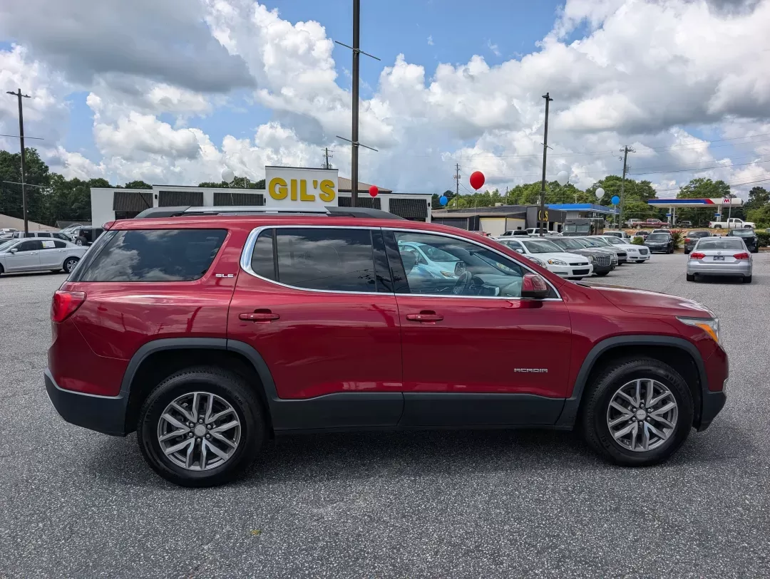2019 /Dark Ash Gray/ Light Ash Gray GMC Acadia SLE (1GKKNLLA1KZ) with an Gas I4 2.5L/150 engine, 6-Speed Automatic transmission, located at 3959 U.S. 80 W, Phenix City, AL, 36870, (334) 297-4885, 32.469296, -85.135185 - 2019 GMC Acadia SLE - Photo#3