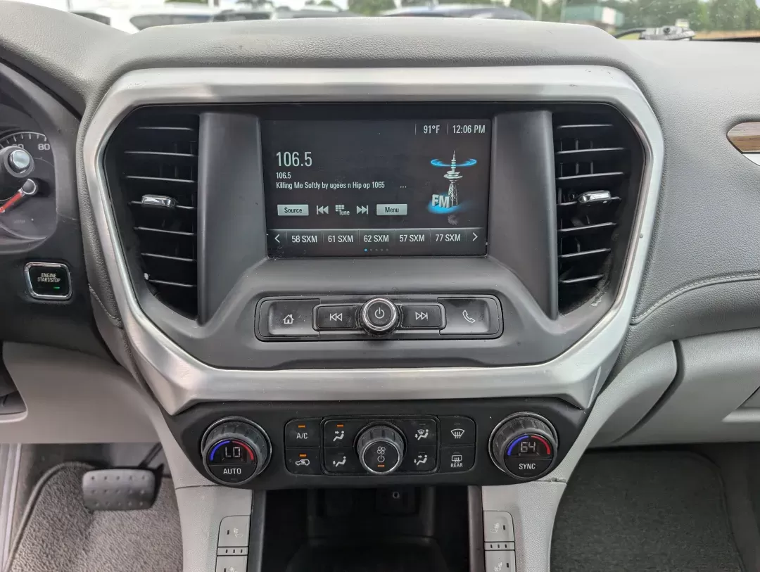 2019 /Dark Ash Gray/ Light Ash Gray GMC Acadia SLE (1GKKNLLA1KZ) with an Gas I4 2.5L/150 engine, 6-Speed Automatic transmission, located at 3959 U.S. 80 W, Phenix City, AL, 36870, (334) 297-4885, 32.469296, -85.135185 - 2019 GMC Acadia SLE - Photo#14
