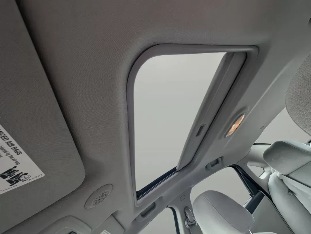 2014 /Gray Chevrolet Impala Limited LT (2G1WB5E32E1) with an Gas V6 3.6L/217 engine, 6-Speed Automatic transmission, located at 3959 U.S. 80 W, Phenix City, AL, 36870, (334) 297-4885, 32.469296, -85.135185 - 2014 Chevrolet Impala Limited LT - Photo#16