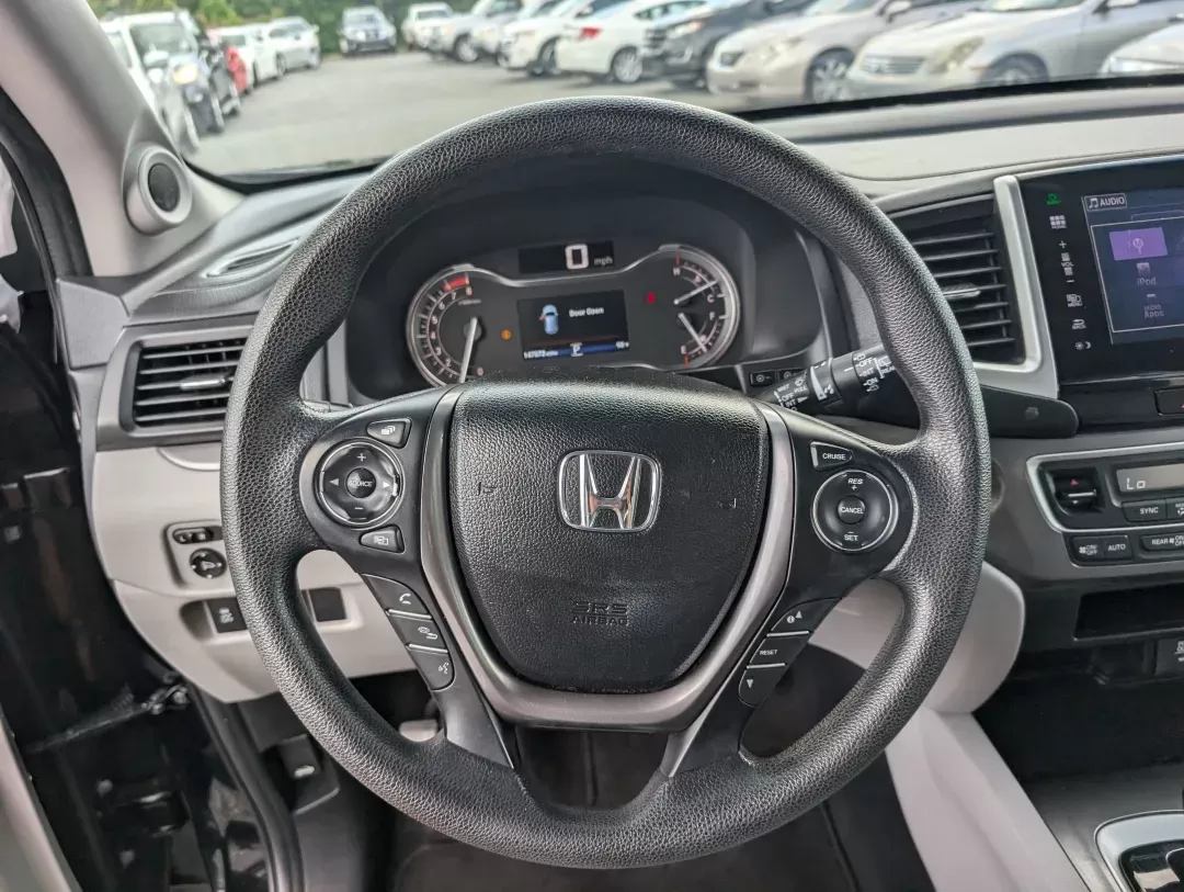 2016 Honda Pilot EX (5FNYF5H34GB) with an Regular Unleaded V-6 3.5 L/212 engine, 6-Speed Automatic w/OD transmission, located at 3959 U.S. 80 W, Phenix City, AL, 36870, (334) 297-4885, 32.469296, -85.135185 - 2016 Honda Pilot EX - Photo#15