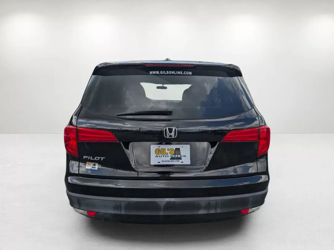 2016 Honda Pilot EX (5FNYF5H34GB) with an Regular Unleaded V-6 3.5 L/212 engine, 6-Speed Automatic w/OD transmission, located at 5115 14th Ave., Columbus, GA, 31904, (706) 323-0345, 32.511494, -84.971046 - 2016 Honda Pilot EX - Photo#5