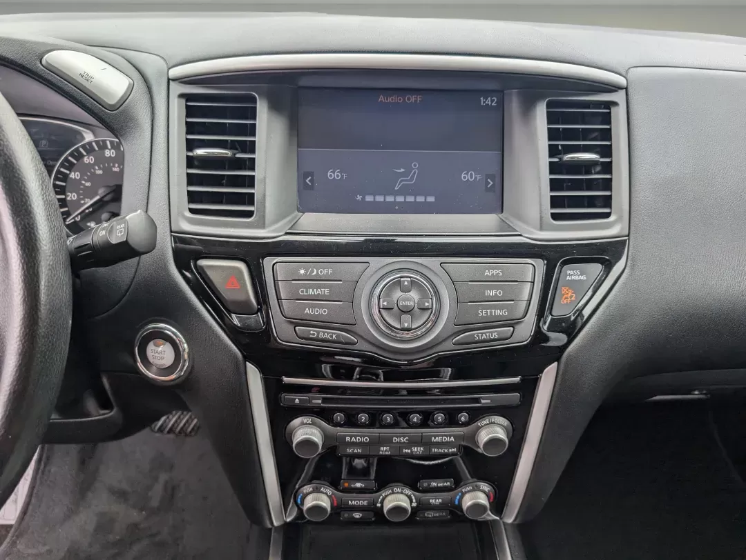 2019 /Charcoal Nissan Pathfinder SV (5N1DR2MM4KC) with an Regular Unleaded V-6 3.5 L/213 engine, 1-Speed CVT w/OD transmission, located at 3959 U.S. 80 W, Phenix City, AL, 36870, (334) 297-4885, 32.469296, -85.135185 - 2019 Nissan Pathfinder SV - Photo#15