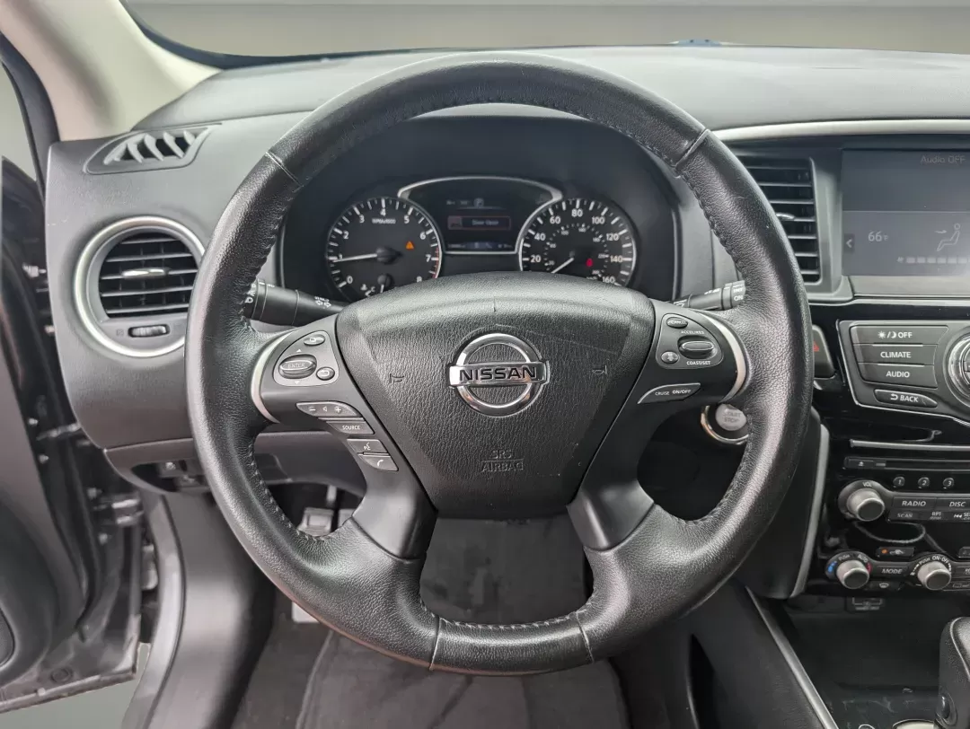 2019 /Charcoal Nissan Pathfinder SV (5N1DR2MM4KC) with an Regular Unleaded V-6 3.5 L/213 engine, 1-Speed CVT w/OD transmission, located at 3959 U.S. 80 W, Phenix City, AL, 36870, (334) 297-4885, 32.469296, -85.135185 - 2019 Nissan Pathfinder SV - Photo#16