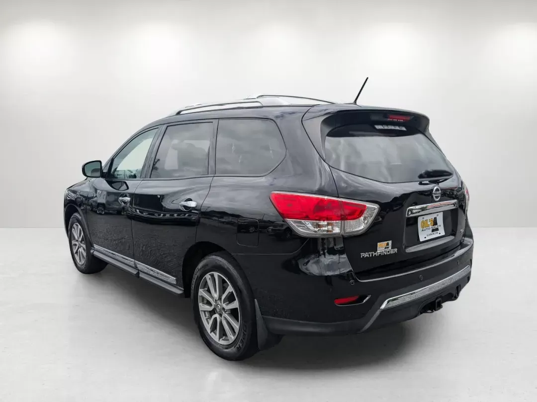 2013 /Charcoal Nissan Pathfinder SL (5N1AR2MN7DC) with an Gas V6 3.5L/ engine, 1-Speed Continuously Variable Ratio transmission, located at 3959 U.S. 80 W, Phenix City, AL, 36870, (334) 297-4885, 32.469296, -85.135185 - 2013 Nissan Pathfinder SL - Photo#7