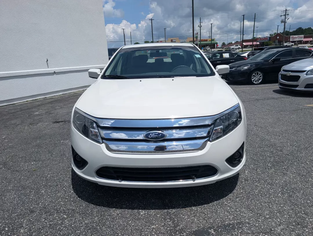 2012 Ford Fusion SE (3FAHP0HAXCR) with an Gas I4 2.5L/152 engine, 6-Speed Automatic transmission, located at 3959 U.S. 80 W, Phenix City, AL, 36870, (334) 297-4885, 32.469296, -85.135185 - 2012 Ford Fusion SE - Photo#1