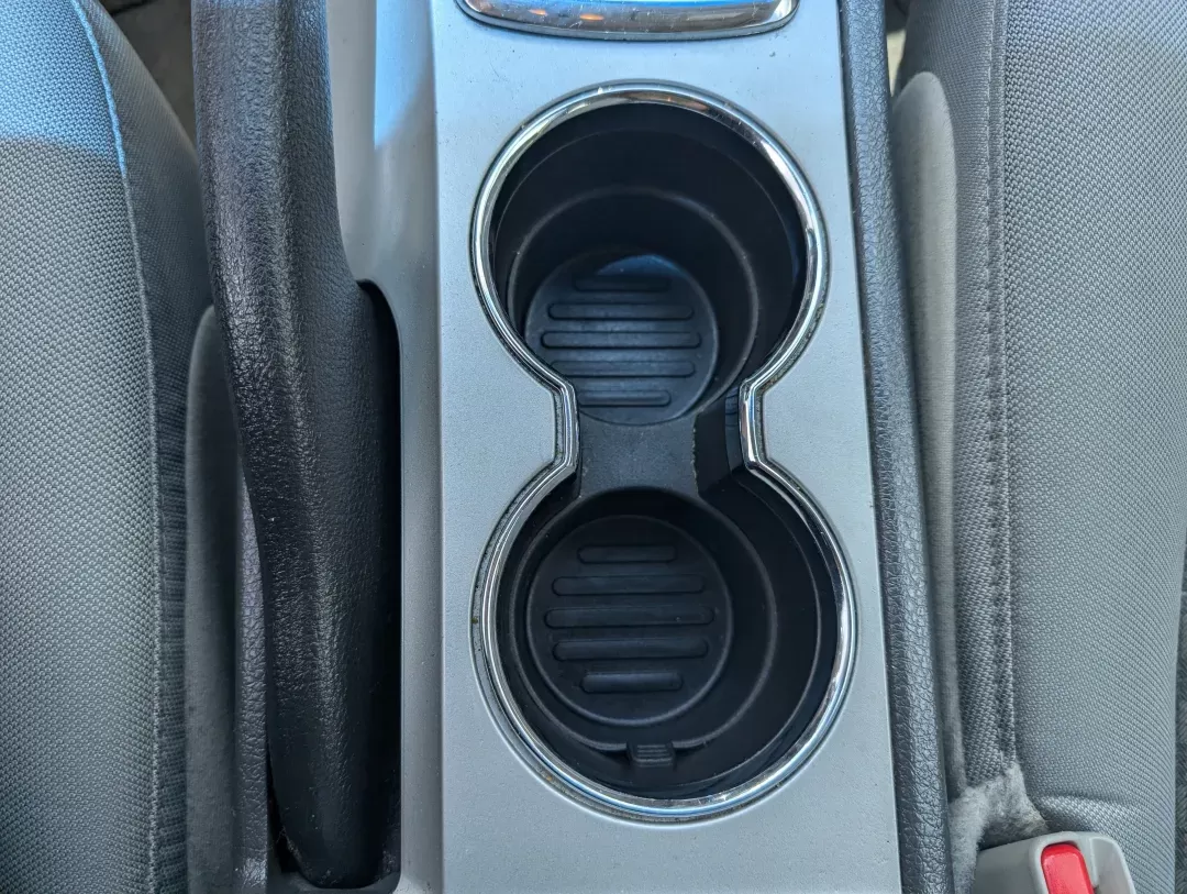 2012 Ford Fusion SE (3FAHP0HAXCR) with an Gas I4 2.5L/152 engine, 6-Speed Automatic transmission, located at 3959 U.S. 80 W, Phenix City, AL, 36870, (334) 297-4885, 32.469296, -85.135185 - 2012 Ford Fusion SE - Photo#12