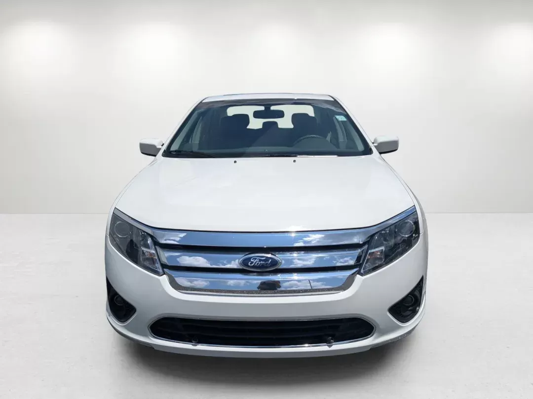 2012 Ford Fusion SE (3FAHP0HAXCR) with an Gas I4 2.5L/152 engine, 6-Speed Automatic transmission, located at 3959 U.S. 80 W, Phenix City, AL, 36870, (334) 297-4885, 32.469296, -85.135185 - **Your Next Adventure Awaits: 2012 Ford Fusion SE at Gils Auto - Phenix City, AL!**<br /> <br /> Are you searching for the perfect blend of reliability, comfort, and style for your daily adventures? Look no further! The 2012 Ford Fusion SE is not just a sedan; it's your ticket to a stress-free commu - Photo#2