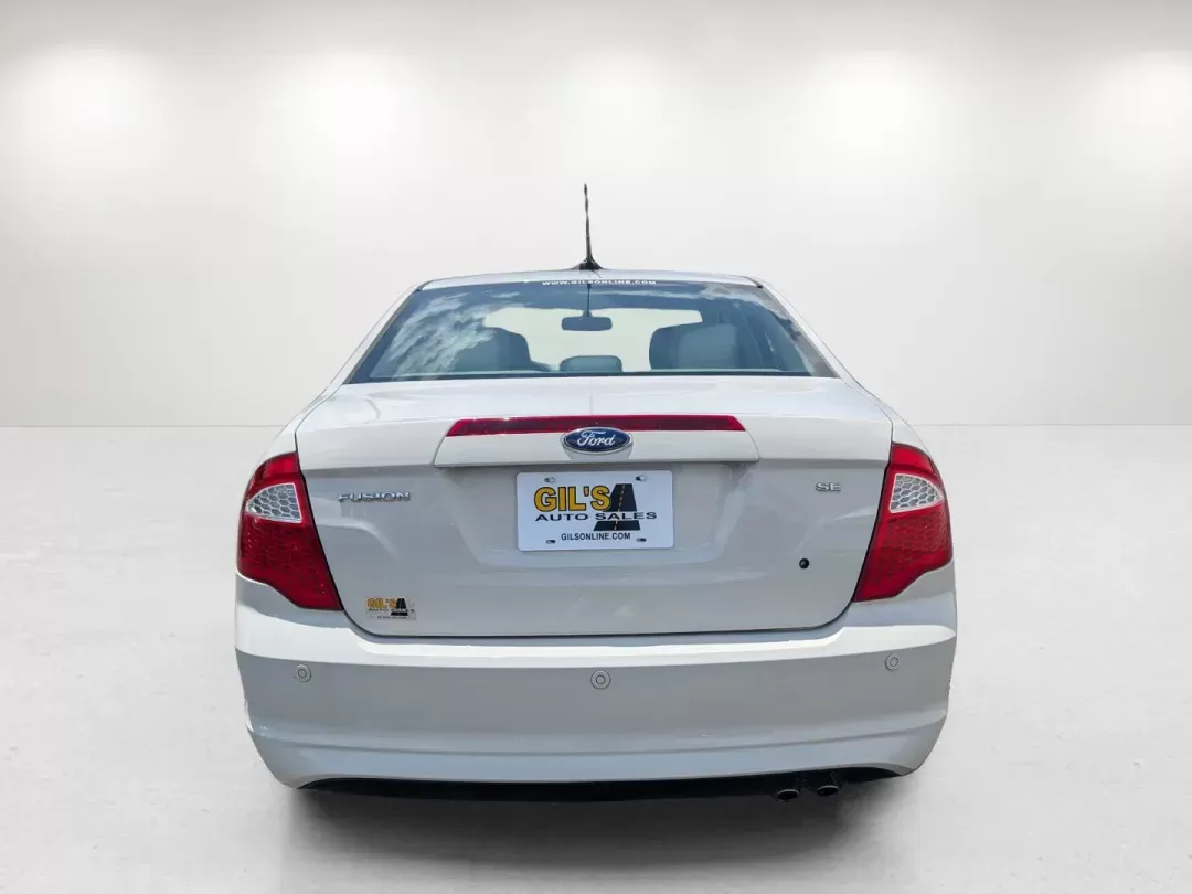 2012 Ford Fusion SE (3FAHP0HAXCR) with an Gas I4 2.5L/152 engine, 6-Speed Automatic transmission, located at 3959 U.S. 80 W, Phenix City, AL, 36870, (334) 297-4885, 32.469296, -85.135185 - **Your Next Adventure Awaits: 2012 Ford Fusion SE at Gils Auto - Phenix City, AL!**<br /> <br /> Are you searching for the perfect blend of reliability, comfort, and style for your daily adventures? Look no further! The 2012 Ford Fusion SE is not just a sedan; it's your ticket to a stress-free commu - Photo#6