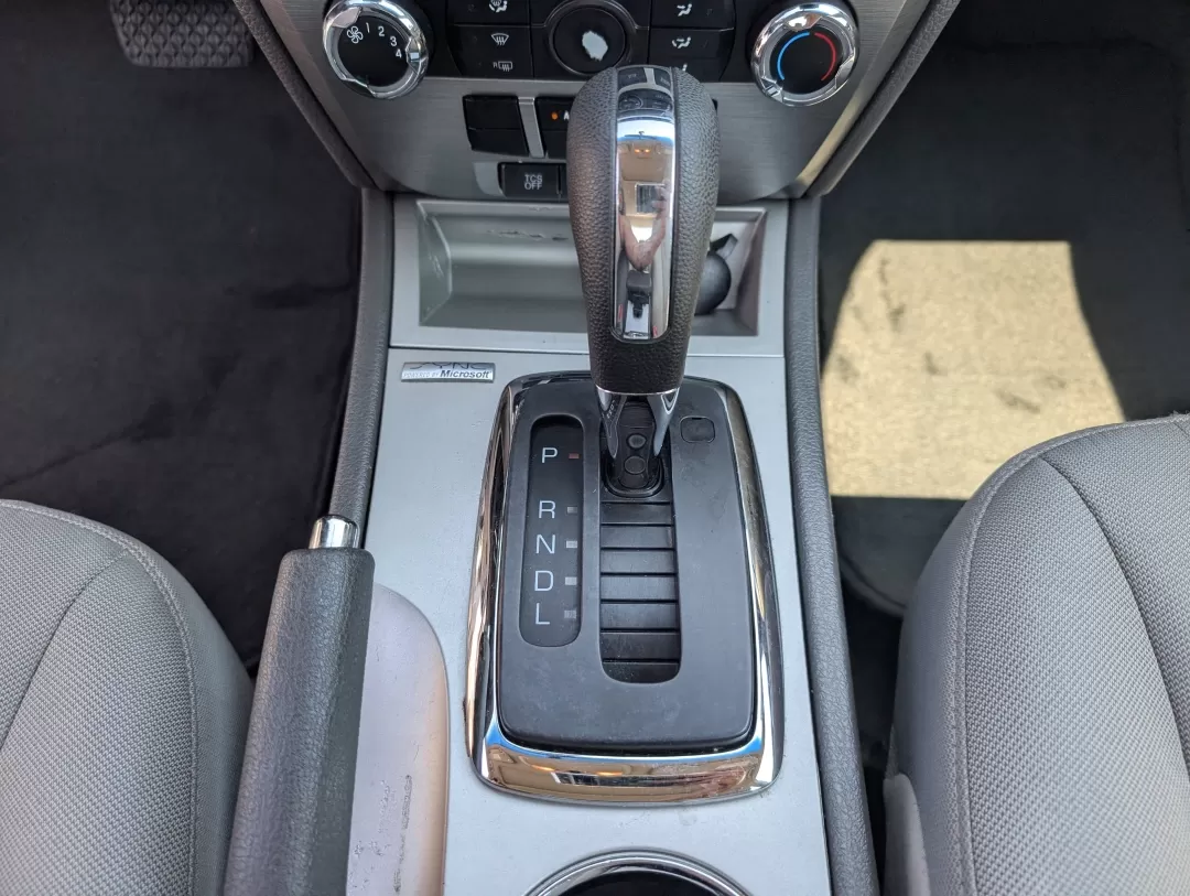 2012 Ford Fusion SE (3FAHP0HAXCR) with an Other engine, located at 3959 U.S. 80 W, Phenix City, AL, 36870, (334) 297-4885, 32.469296, -85.135185 - **Discover Your Next Adventure with the 2012 Ford Fusion SE at Gils Auto in Phenix City, AL!**<br /> <br /> Are you looking for a reliable and stylish sedan that perfectly balances comfort and performance? The 2012 Ford Fusion SE is your perfect companion for everyday commutes or weekend getaways. W - Photo#14