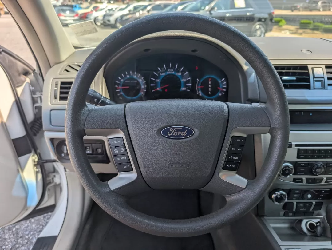 2012 Ford Fusion SE (3FAHP0HAXCR) with an Other engine, located at 3959 U.S. 80 W, Phenix City, AL, 36870, (334) 297-4885, 32.469296, -85.135185 - **Discover Your Next Adventure with the 2012 Ford Fusion SE at Gils Auto in Phenix City, AL!**<br /> <br /> Are you looking for a reliable and stylish sedan that perfectly balances comfort and performance? The 2012 Ford Fusion SE is your perfect companion for everyday commutes or weekend getaways. W - Photo#16