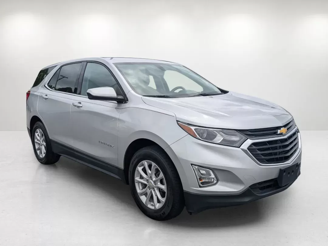 2018 /Jet Black Chevrolet Equinox LT (3GNAXJEV6JS) with an Turbocharged Gas I4 1.5L/ engine, 6-Speed Automatic transmission, located at 3959 U.S. 80 W, Phenix City, AL, 36870, (334) 297-4885, 32.469296, -85.135185 - 2018 Chevrolet Equinox LT - Photo#3