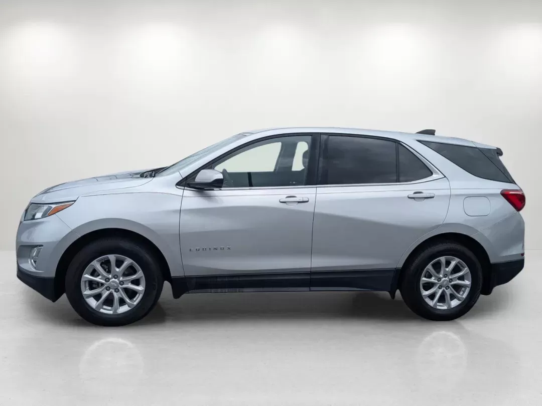 2018 /Jet Black Chevrolet Equinox LT (3GNAXJEV6JS) with an Turbocharged Gas I4 1.5L/ engine, 6-Speed Automatic transmission, located at 3959 U.S. 80 W, Phenix City, AL, 36870, (334) 297-4885, 32.469296, -85.135185 - 2018 Chevrolet Equinox LT - Photo#8