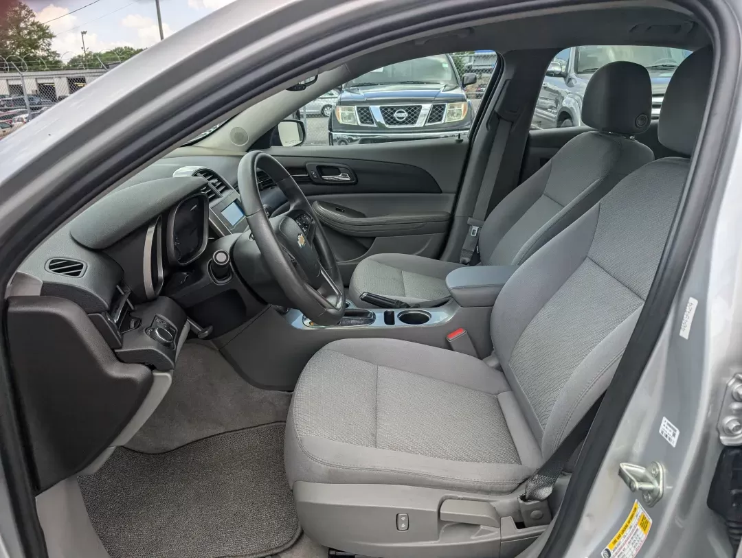 2015 /Jet Black/Titanium Chevrolet Malibu LS (1G11A5SL8FU) with an Gas I4 2.5L/150 engine, 6-Speed Automatic transmission, located at 3959 U.S. 80 W, Phenix City, AL, 36870, (334) 297-4885, 32.469296, -85.135185 - 2015 Chevrolet Malibu LS - Photo#9