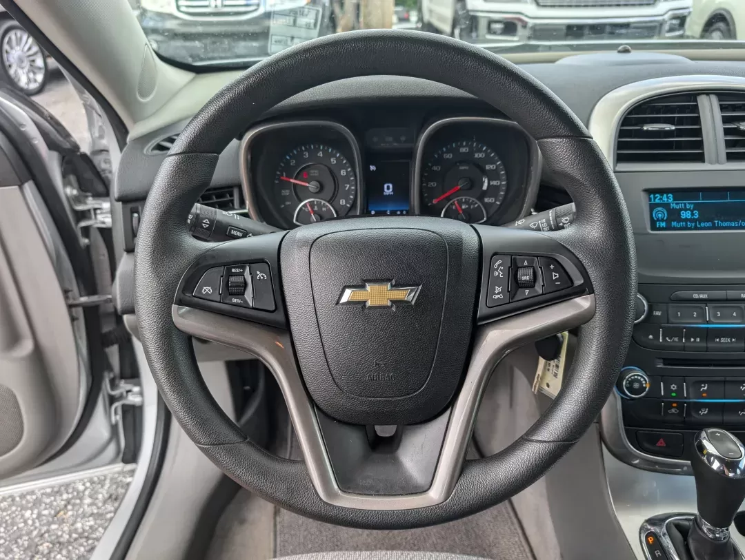 2015 /Jet Black/Titanium Chevrolet Malibu LS (1G11A5SL8FU) with an Gas I4 2.5L/150 engine, 6-Speed Automatic transmission, located at 3959 U.S. 80 W, Phenix City, AL, 36870, (334) 297-4885, 32.469296, -85.135185 - 2015 Chevrolet Malibu LS - Photo#15
