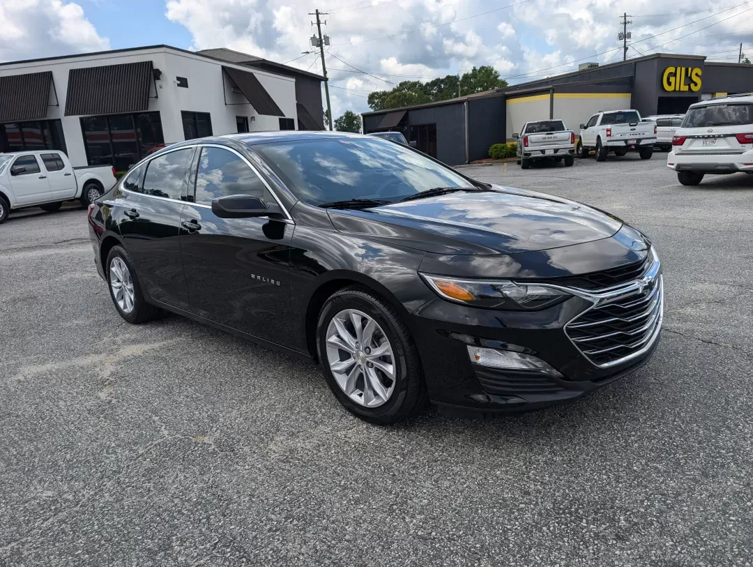 2019 /Jet Black Chevrolet Malibu LT (1G1ZD5ST4KF) with an Turbocharged Gas I4 1.5L/91 engine, 1-Speed Automatic transmission, located at 3959 U.S. 80 W, Phenix City, AL, 36870, (334) 297-4885, 32.469296, -85.135185 - 2019 Chevrolet Malibu LT - Photo#2