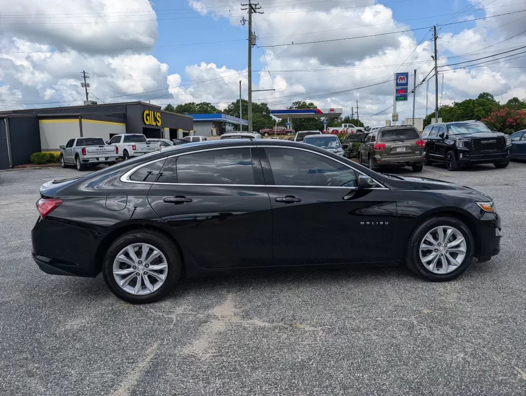 2019 /Jet Black Chevrolet Malibu LT (1G1ZD5ST4KF) with an Turbocharged Gas I4 1.5L/91 engine, 1-Speed Automatic transmission, located at 3959 U.S. 80 W, Phenix City, AL, 36870, (334) 297-4885, 32.469296, -85.135185 - 2019 Chevrolet Malibu LT - Photo#3
