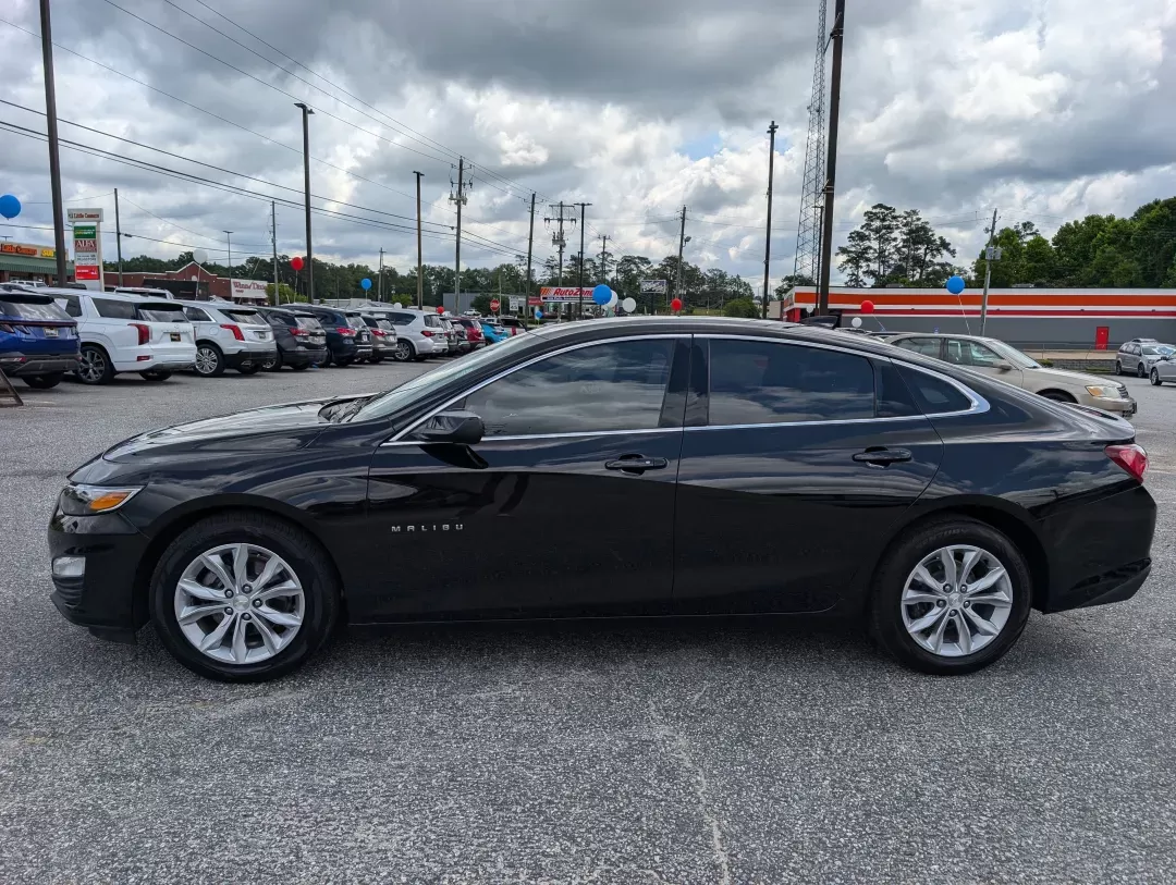 2019 /Jet Black Chevrolet Malibu LT (1G1ZD5ST4KF) with an Turbocharged Gas I4 1.5L/91 engine, 1-Speed Automatic transmission, located at 3959 U.S. 80 W, Phenix City, AL, 36870, (334) 297-4885, 32.469296, -85.135185 - 2019 Chevrolet Malibu LT - Photo#7