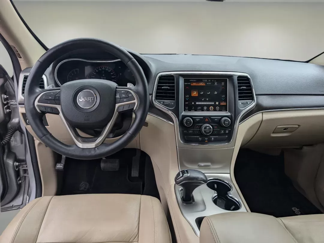 2014 /Black/Lt Frost Beige Jeep Grand Cherokee Limited (1C4RJEBG4EC) with an Regular Unleaded V-6 3.6 L/220 engine, 8-Speed Automatic w/OD transmission, located at 804 22nd Ave, Phenix City, AL, 36870, (334) 297-1860, 32.484749, -85.024475 - 2014 Jeep Grand Cherokee Limited - Photo#11