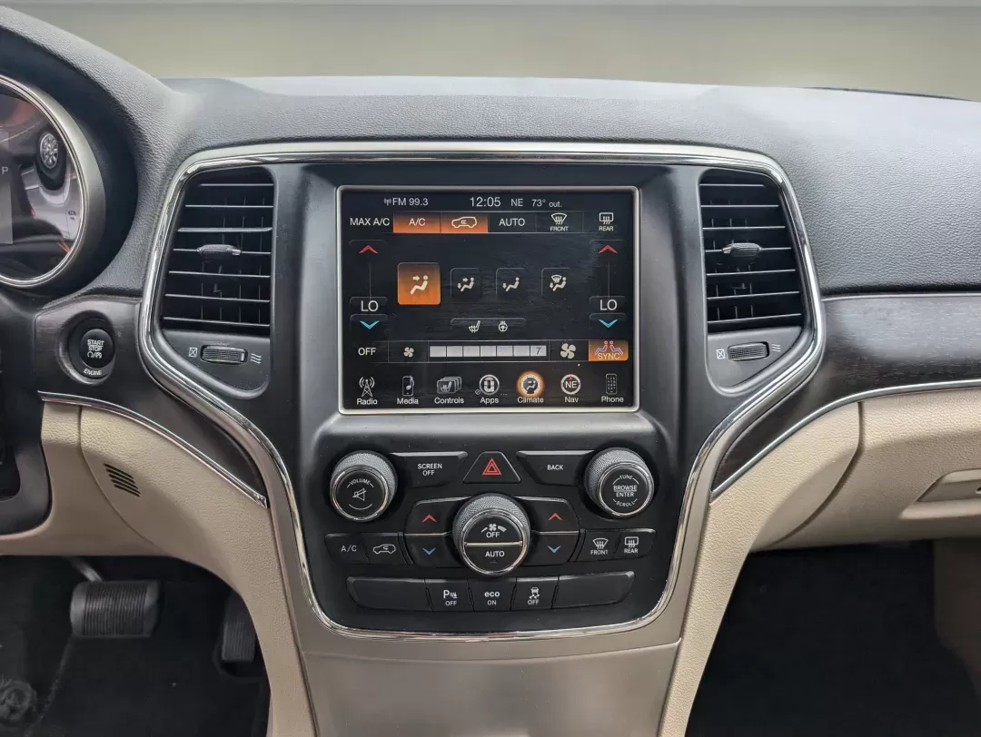 2014 /Black/Lt Frost Beige Jeep Grand Cherokee Limited (1C4RJEBG4EC) with an Regular Unleaded V-6 3.6 L/220 engine, 8-Speed Automatic w/OD transmission, located at 804 22nd Ave, Phenix City, AL, 36870, (334) 297-1860, 32.484749, -85.024475 - 2014 Jeep Grand Cherokee Limited - Photo#14