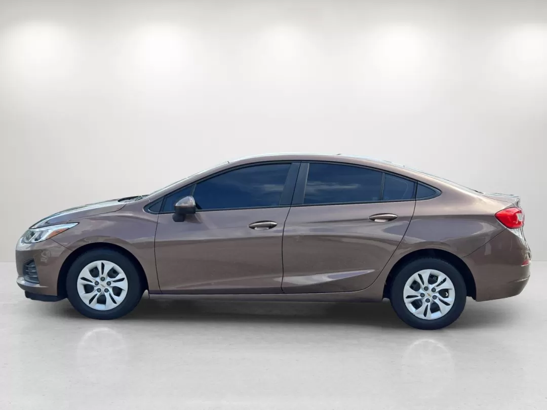 2019 /Jet Black/Galvanized Chevrolet Cruze LS (1G1BC5SMXK7) with an Other engine, located at 3959 U.S. 80 W, Phenix City, AL, 36870, (334) 297-4885, 32.469296, -85.135185 - **Discover Your Perfect Commuter with the 2019 Chevrolet Cruze at Gils Auto - Phenix City**<br /> <br /> Are you searching for a reliable, fuel-efficient vehicle that fits seamlessly into your daily routine? Look no further than the sleek and stylish 2019 Chevrolet Cruze, perfect for those long comm - Photo#7