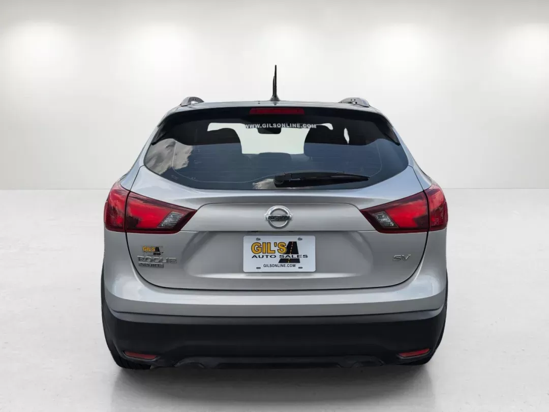 2017 /Charcoal Nissan Rogue Sport SV (JN1BJ1CP3HW) with an Regular Unleaded I-4 2.0 L/122 engine, 1-Speed CVT w/OD transmission, located at 3959 U.S. 80 W, Phenix City, AL, 36870, (334) 297-4885, 32.469296, -85.135185 - 2017 Nissan Rogue Sport SV - Photo#5