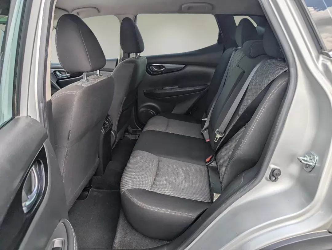 2017 /Charcoal Nissan Rogue Sport SV (JN1BJ1CP3HW) with an Regular Unleaded I-4 2.0 L/122 engine, 1-Speed CVT w/OD transmission, located at 3959 U.S. 80 W, Phenix City, AL, 36870, (334) 297-4885, 32.469296, -85.135185 - 2017 Nissan Rogue Sport SV - Photo#12