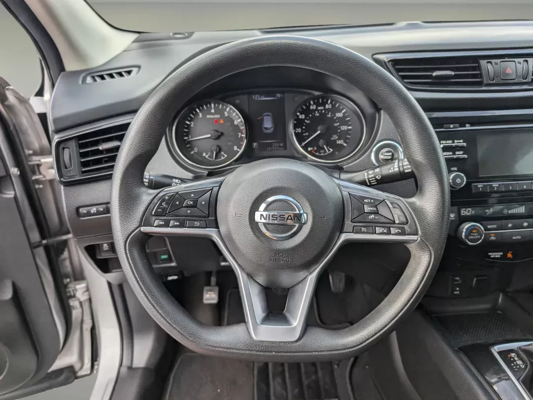 2017 /Charcoal Nissan Rogue Sport SV (JN1BJ1CP3HW) with an Regular Unleaded I-4 2.0 L/122 engine, 1-Speed CVT w/OD transmission, located at 5115 14th Ave., Columbus, GA, 31904, (706) 323-0345, 32.511494, -84.971046 - 2017 Nissan Rogue Sport SV - Photo#15