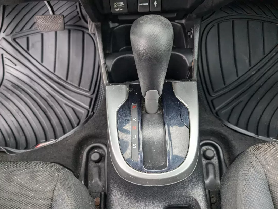 2015 Honda Fit (3HGGK5H85FM) with an Regular Unleaded I-4 1.5 L/91 engine, 1-Speed CVT w/OD transmission, located at 521 Old Farm Lane Rd, Prattville, AL, 36066, (334) 325-1505, 32.482460, -86.416367 - 2015 Honda Fit - Photo#12