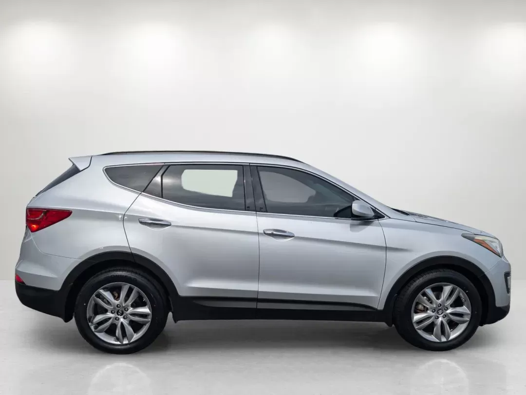 2013 /Black Hyundai Santa Fe 2.0T Sport (5XYZUDLA0DG) with an Turbocharged Gas I4 2.0L/122 engine, 6-Speed Automatic w/Manual Shift transmission, located at 521 Old Farm Lane Rd, Prattville, AL, 36066, (334) 325-1505, 32.482460, -86.416367 - 2013 Hyundai Santa Fe 2.0T Sport - Photo#3