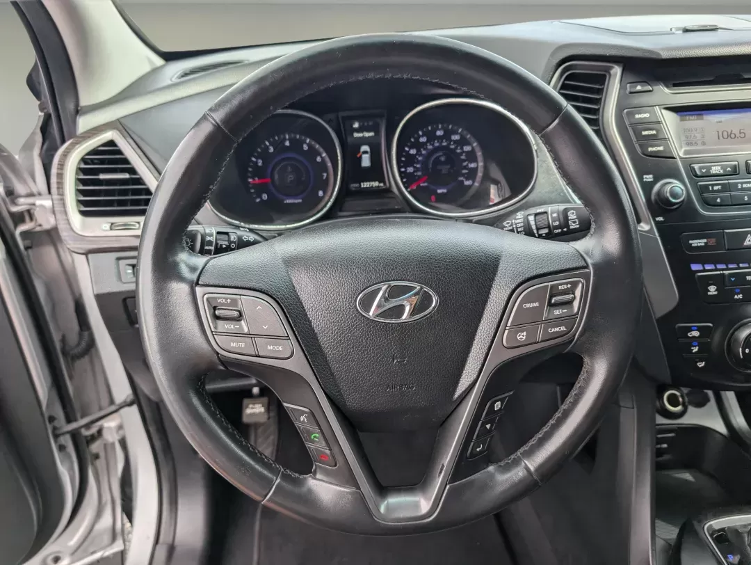 2013 /Black Hyundai Santa Fe 2.0T Sport (5XYZUDLA0DG) with an Turbocharged Gas I4 2.0L/122 engine, 6-Speed Automatic w/Manual Shift transmission, located at 521 Old Farm Lane Rd, Prattville, AL, 36066, (334) 325-1505, 32.482460, -86.416367 - 2013 Hyundai Santa Fe 2.0T Sport - Photo#16