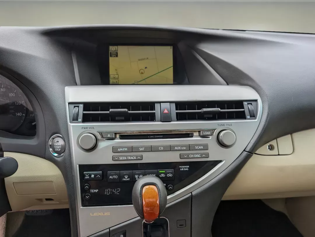 2010 Lexus RX 350 (2T2BK1BA0AC) with an Gas V6 3.5L/211 engine, 6-Speed Automatic w/OD Sequential-Shift transmission, located at 7000 Northlake Connector, Columbus, GA, 31904, (706) 987-8085, 32.524975, -84.978134 - 2010 Lexus RX 350 - Photo#14