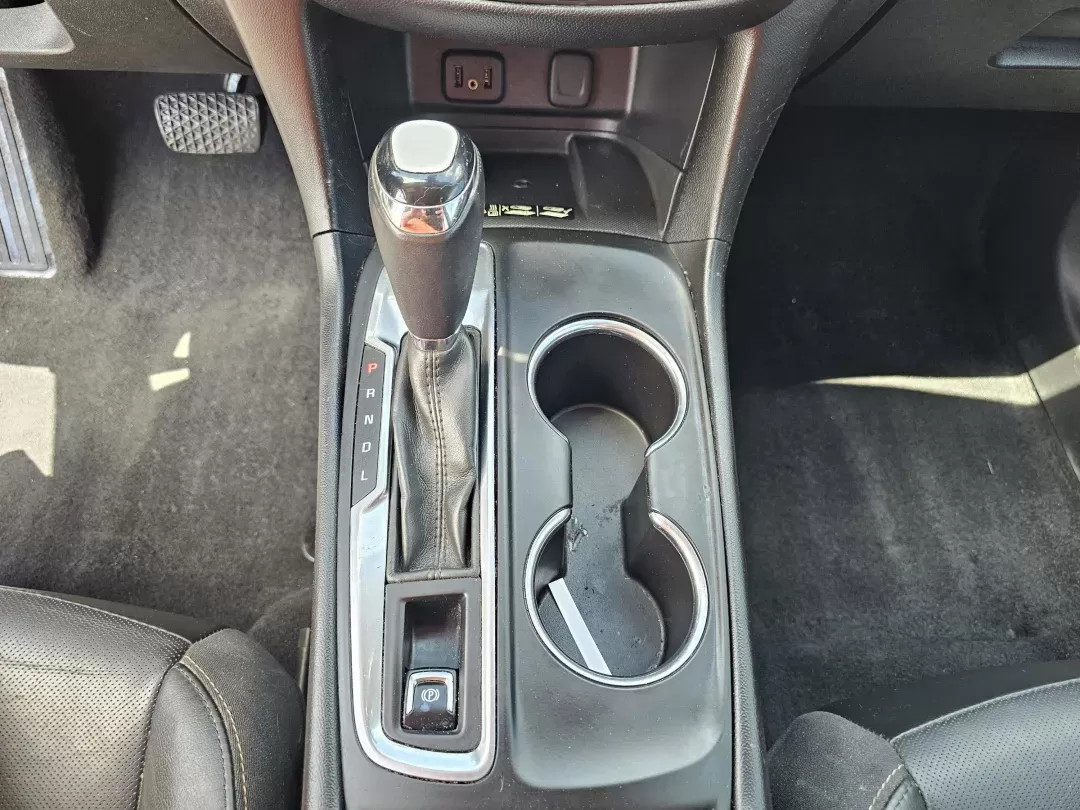 2018 /Jet Black Chevrolet Equinox Premier (2GNAXMEV7J6) with an Turbocharged Gas I4 1.5L/ engine, 6-Speed Automatic transmission, located at 521 Old Farm Lane Rd, Prattville, AL, 36066, (334) 325-1505, 32.482460, -86.416367 - 2018 Chevrolet Equinox Premier - Photo#13