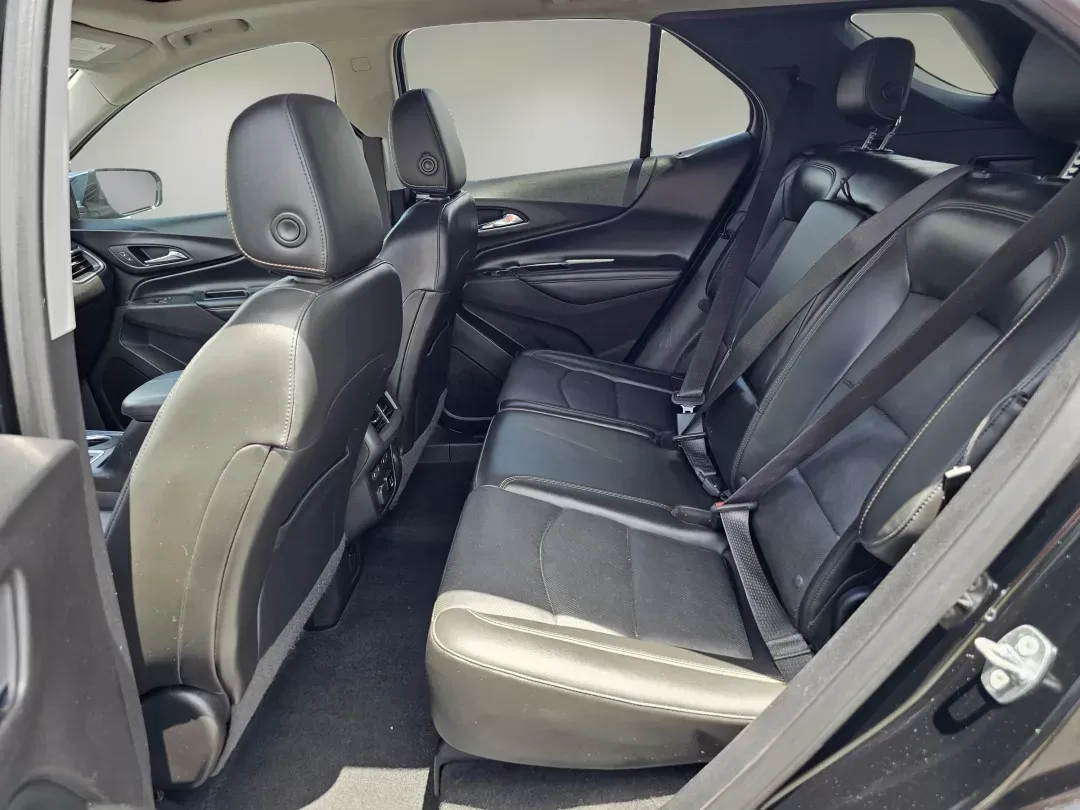 2018 /Jet Black Chevrolet Equinox Premier (2GNAXMEV7J6) with an Turbocharged Gas I4 1.5L/ engine, 6-Speed Automatic transmission, located at 521 Old Farm Lane Rd, Prattville, AL, 36066, (334) 325-1505, 32.482460, -86.416367 - 2018 Chevrolet Equinox Premier - Photo#15