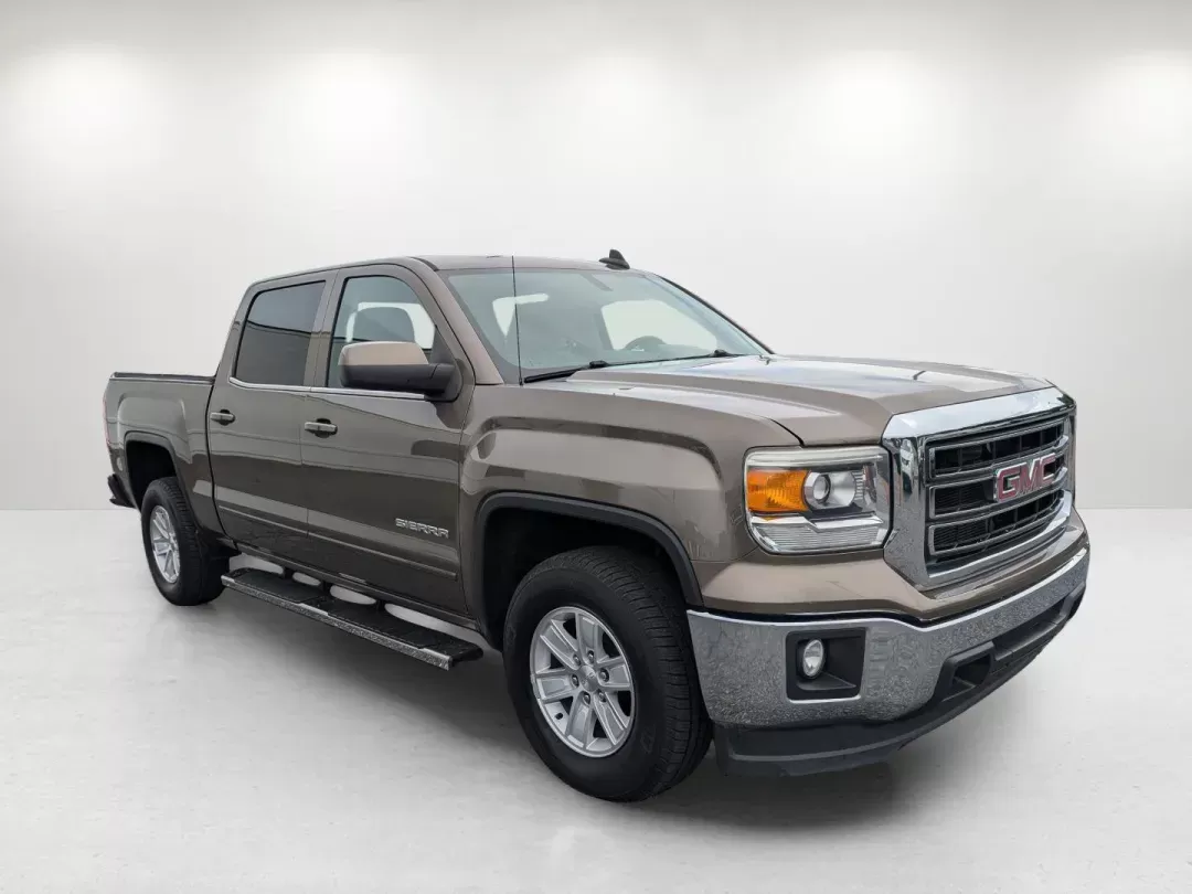 2015 /Cocoa/Dune GMC Sierra 1500 SLE (3GTP1UEC4FG) with an Gas V8 5.3L/325 engine, 6-Speed Automatic transmission, located at 3959 U.S. 80 W, Phenix City, AL, 36870, (334) 297-4885, 32.469296, -85.135185 - 2015 GMC Sierra 1500 SLE - Photo#3