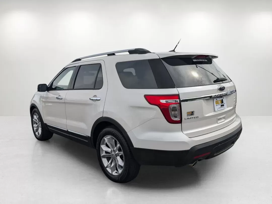2015 Ford Explorer Limited (1FM5K7F83FG) with an Regular Unleaded V-6 3.5 L/213 engine, 6-Speed Automatic w/OD transmission, located at 7000 Northlake Connector, Columbus, GA, 31904, (706) 987-8085, 32.524975, -84.978134 - 2015 Ford Explorer Limited - Photo#6