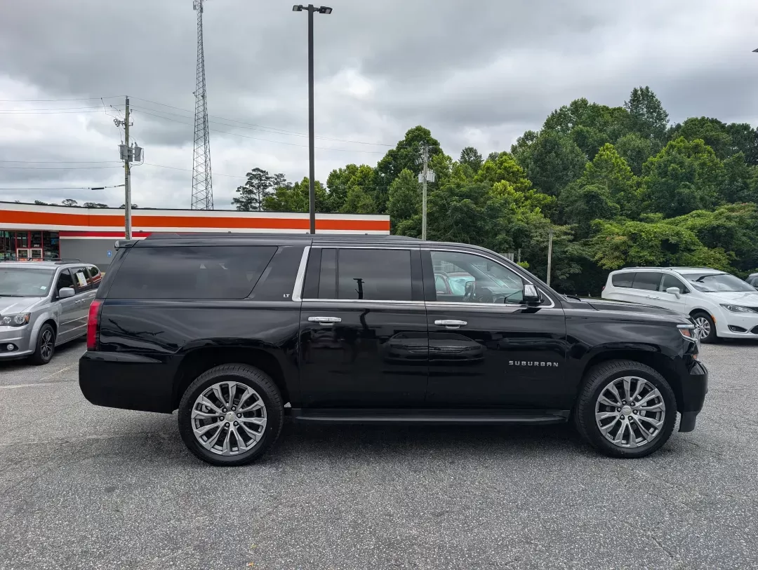 2015 /Jet Black Chevrolet Suburban LT (1GNSKJKC5FR) with an Gas/Ethanol V8 5.3L/ engine, 6-Speed Automatic transmission, located at 3959 U.S. 80 W, Phenix City, AL, 36870, (334) 297-4885, 32.469296, -85.135185 - 2015 Chevrolet Suburban LT - Photo#3