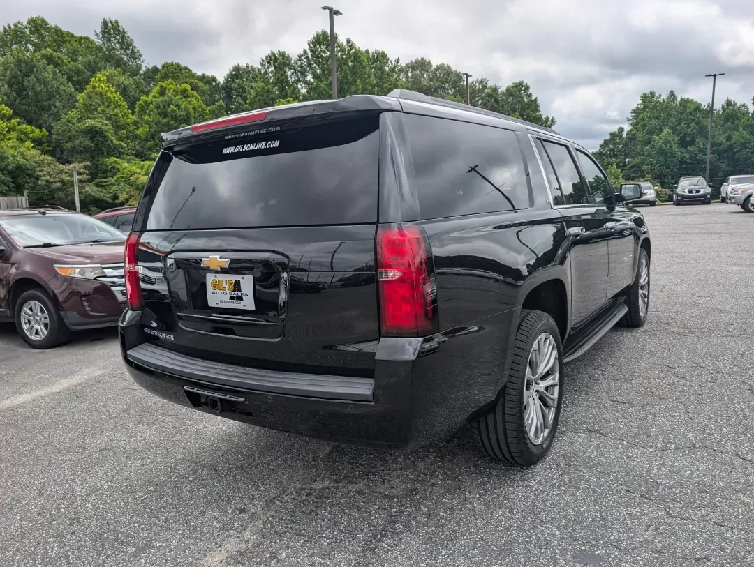 2015 /Jet Black Chevrolet Suburban LT (1GNSKJKC5FR) with an Gas/Ethanol V8 5.3L/ engine, 6-Speed Automatic transmission, located at 3959 U.S. 80 W, Phenix City, AL, 36870, (334) 297-4885, 32.469296, -85.135185 - 2015 Chevrolet Suburban LT - Photo#4
