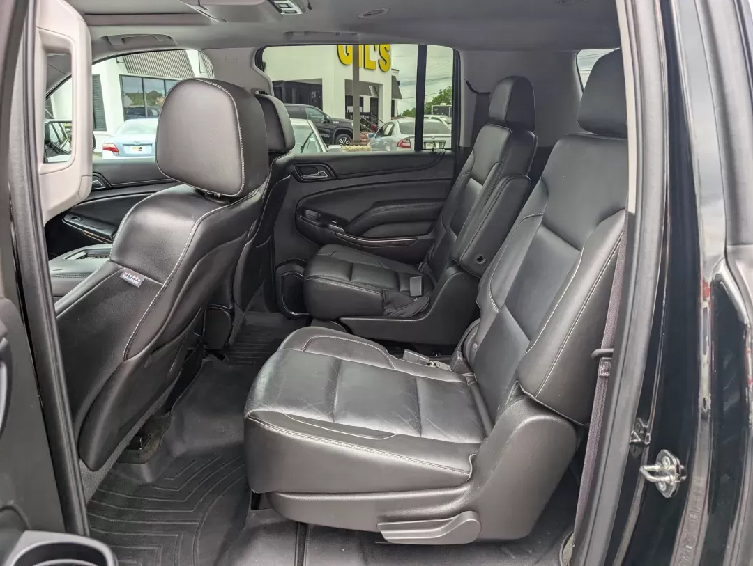 2015 /Jet Black Chevrolet Suburban LT (1GNSKJKC5FR) with an Gas/Ethanol V8 5.3L/ engine, 6-Speed Automatic transmission, located at 3959 U.S. 80 W, Phenix City, AL, 36870, (334) 297-4885, 32.469296, -85.135185 - 2015 Chevrolet Suburban LT - Photo#10