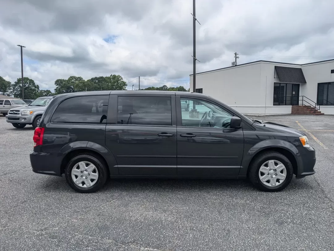 2011 /Black/Light Graystone Interior Dodge Grand Caravan Express (2D4RN4DG7BR) with an Gas/Ethanol V6 3.6L/220 engine, 6-Speed Automatic transmission, located at 3959 U.S. 80 W, Phenix City, AL, 36870, (334) 297-4885, 32.469296, -85.135185 - 2011 Dodge Grand Caravan Express - Photo#3