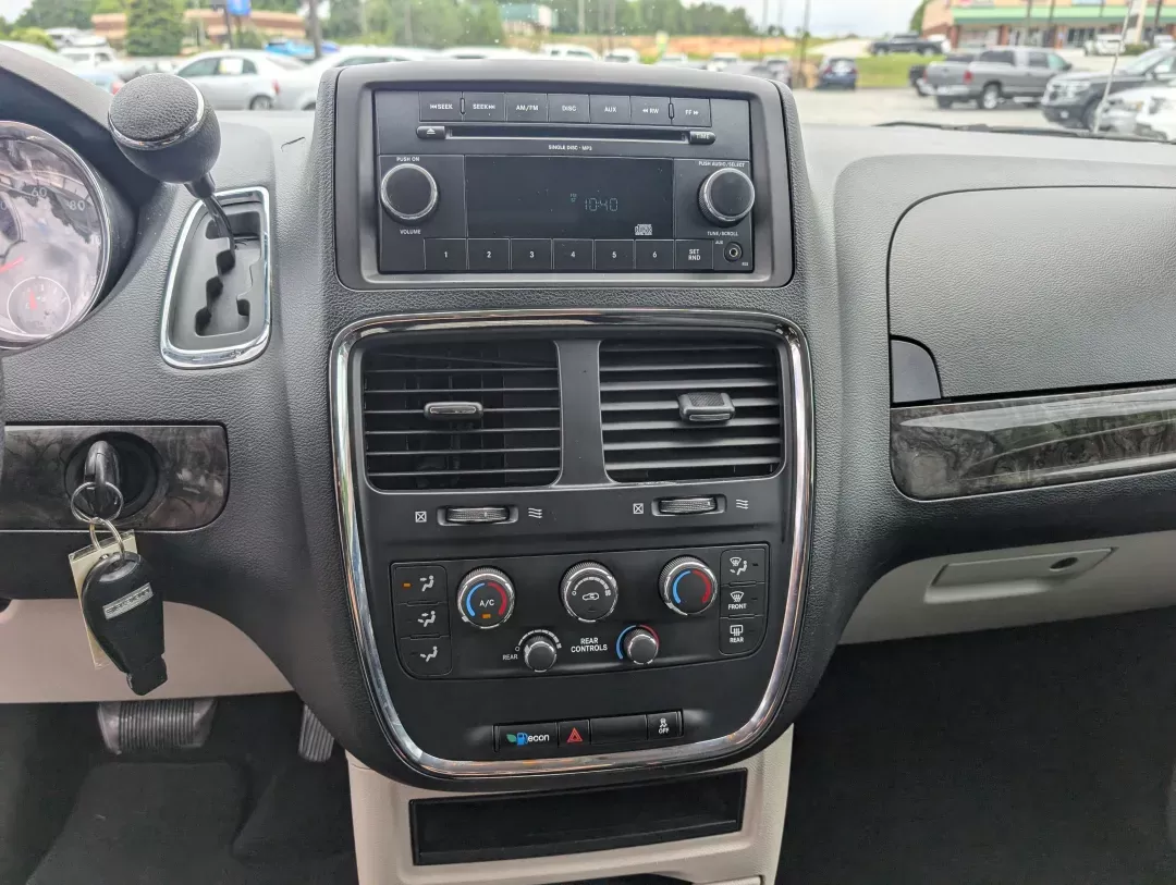 2011 /Black/Light Graystone Interior Dodge Grand Caravan Express (2D4RN4DG7BR) with an Gas/Ethanol V6 3.6L/220 engine, 6-Speed Automatic transmission, located at 3959 U.S. 80 W, Phenix City, AL, 36870, (334) 297-4885, 32.469296, -85.135185 - 2011 Dodge Grand Caravan Express - Photo#14