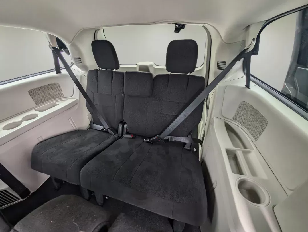 2011 /Black/Light Graystone Interior Dodge Grand Caravan Express (2D4RN4DG7BR) with an Gas/Ethanol V6 3.6L/220 engine, 6-Speed Automatic transmission, located at 3959 U.S. 80 W, Phenix City, AL, 36870, (334) 297-4885, 32.469296, -85.135185 - 2011 Dodge Grand Caravan Express - Photo#12