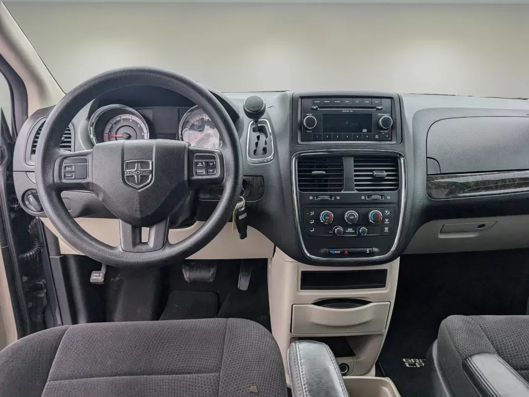 2011 /Black/Light Graystone Interior Dodge Grand Caravan Express (2D4RN4DG7BR) with an Gas/Ethanol V6 3.6L/220 engine, 6-Speed Automatic transmission, located at 3959 U.S. 80 W, Phenix City, AL, 36870, (334) 297-4885, 32.469296, -85.135185 - 2011 Dodge Grand Caravan Express - Photo#13