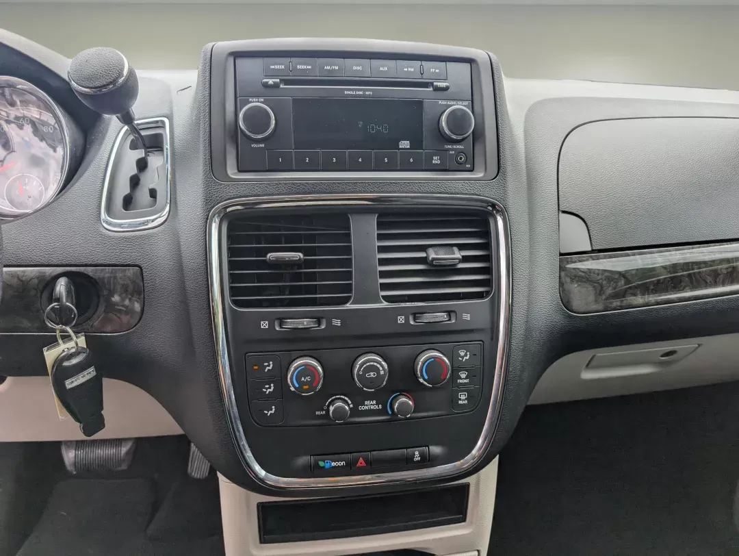 2011 /Black/Light Graystone Interior Dodge Grand Caravan Express (2D4RN4DG7BR) with an Gas/Ethanol V6 3.6L/220 engine, 6-Speed Automatic transmission, located at 3959 U.S. 80 W, Phenix City, AL, 36870, (334) 297-4885, 32.469296, -85.135185 - 2011 Dodge Grand Caravan Express - Photo#15