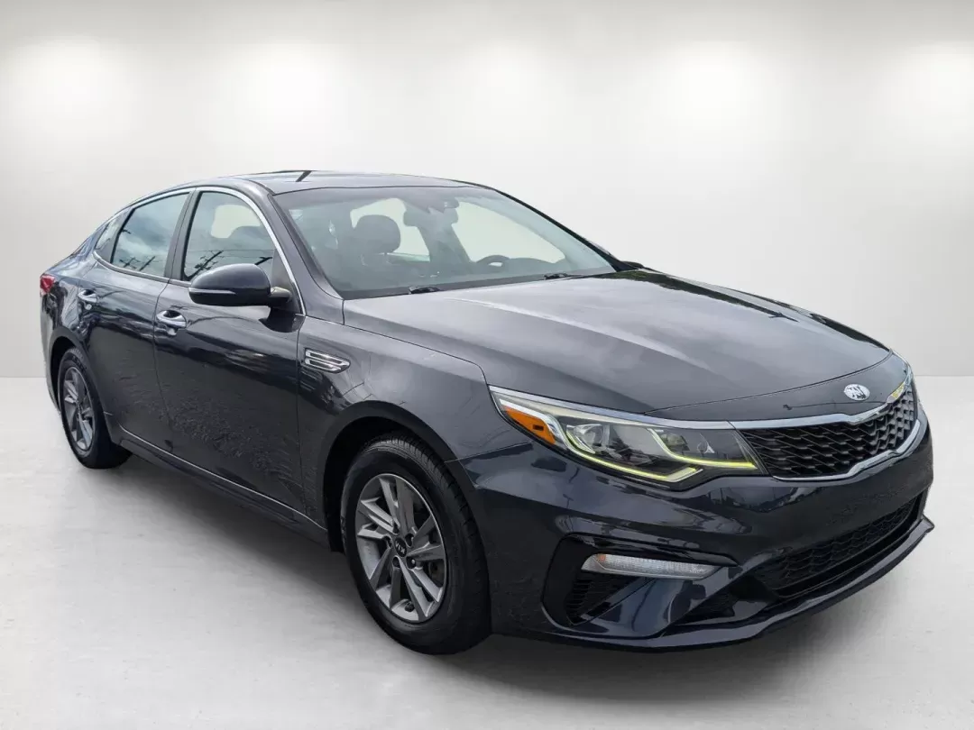 2019 /Black Kia Optima LX (5XXGT4L35KG) with an Regular Unleaded I-4 2.4 L/144 engine, 6-Speed Automatic w/OD transmission, located at 3959 U.S. 80 W, Phenix City, AL, 36870, (334) 297-4885, 32.469296, -85.135185 - 2019 Kia Optima LX - Photo#2