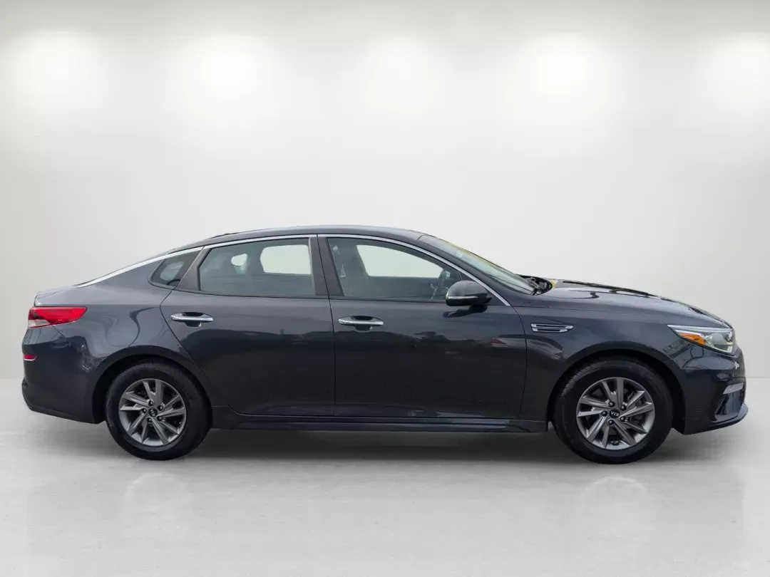 2019 /Black Kia Optima LX (5XXGT4L35KG) with an Regular Unleaded I-4 2.4 L/144 engine, 6-Speed Automatic w/OD transmission, located at 3959 U.S. 80 W, Phenix City, AL, 36870, (334) 297-4885, 32.469296, -85.135185 - 2019 Kia Optima LX - Photo#3