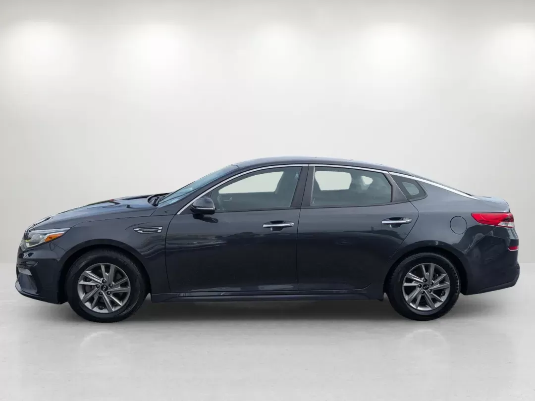 2019 /Black Kia Optima LX (5XXGT4L35KG) with an Regular Unleaded I-4 2.4 L/144 engine, 6-Speed Automatic w/OD transmission, located at 3959 U.S. 80 W, Phenix City, AL, 36870, (334) 297-4885, 32.469296, -85.135185 - 2019 Kia Optima LX - Photo#7