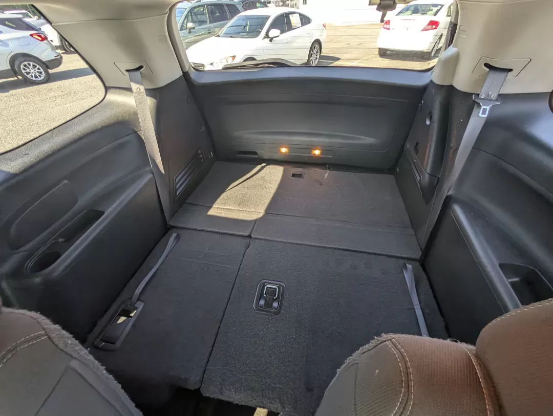 2015 /Ebony GMC Acadia SLE (1GKKRPKD9FJ) with an Gas V6 3.6L/220 engine, 6-Speed Automatic transmission, located at 3959 U.S. 80 W, Phenix City, AL, 36870, (334) 297-4885, 32.469296, -85.135185 - 2015 GMC Acadia SLE - Photo#11