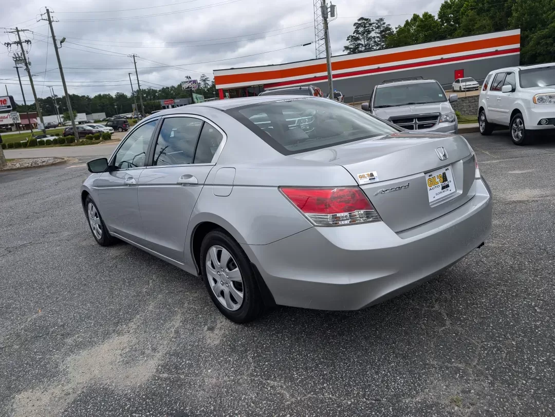 2010 Honda Accord Sdn LX (1HGCP2F35AA) with an Gas I4 2.4L/144 engine, 5-Speed Automatic transmission, located at 3959 U.S. 80 W, Phenix City, AL, 36870, (334) 297-4885, 32.469296, -85.135185 - 2010 Honda Accord Sdn LX - Photo#6